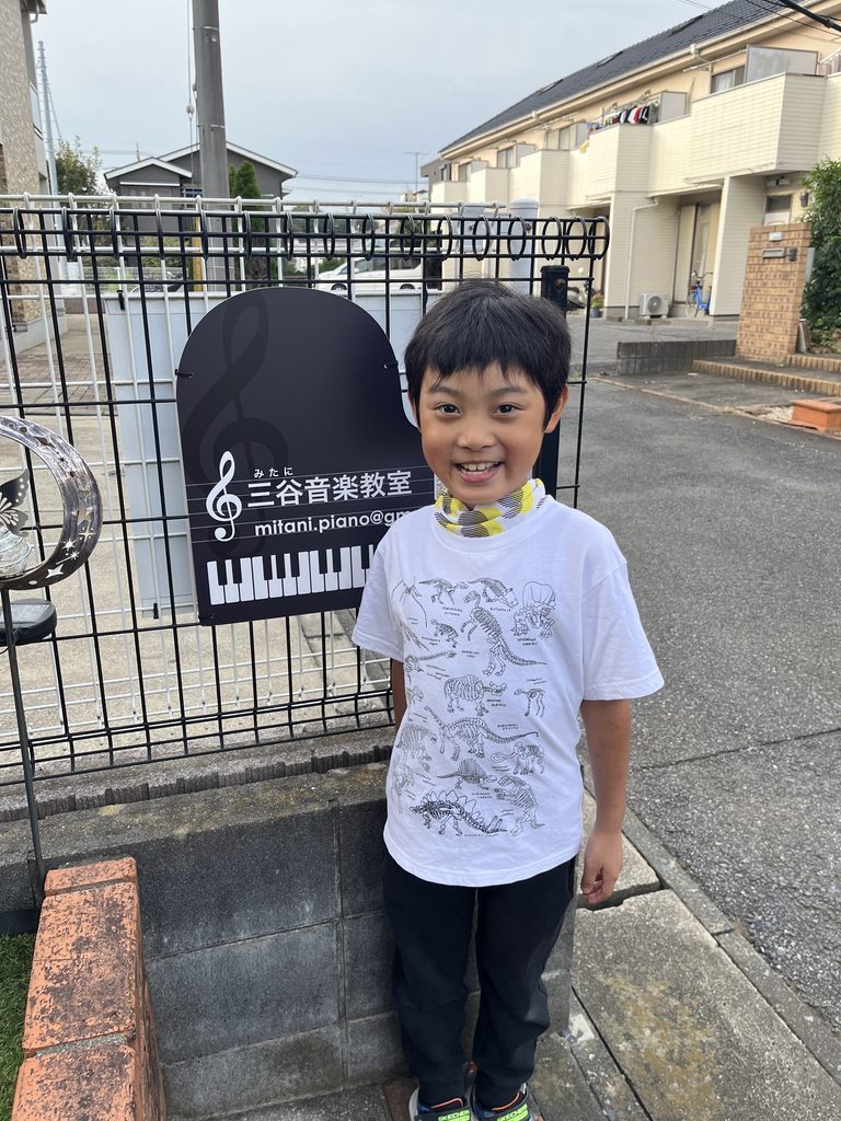 子ども笑顔画像